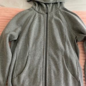 It’s the Scuba Hoodie Light Cotton Fleece Size 8